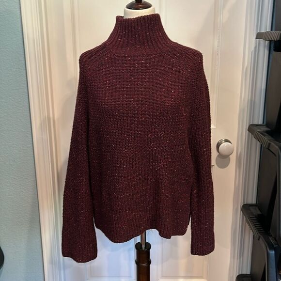Nwt BP burgundy sweater with mock turtleneck and wide sleeves size small - Picture 1 of 10